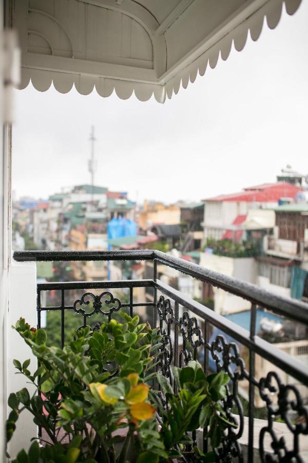 Flora Centre Hotel & Spa ハノイ市 エクステリア 写真